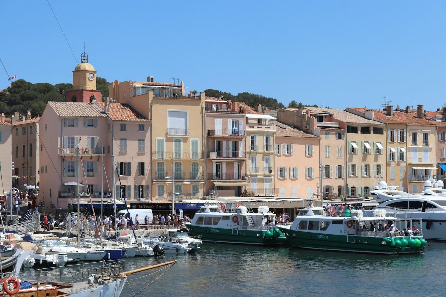 The port of Saint-Tropez and its colourful façades
